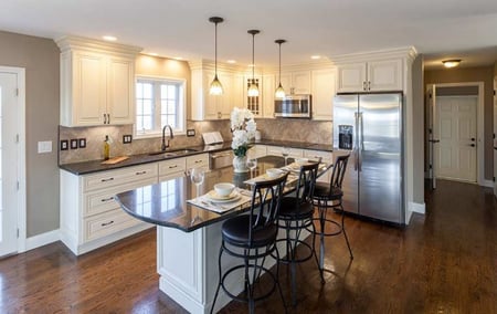 staging-home-for-sale-fix-and-flip-property-rehab-768x485-1